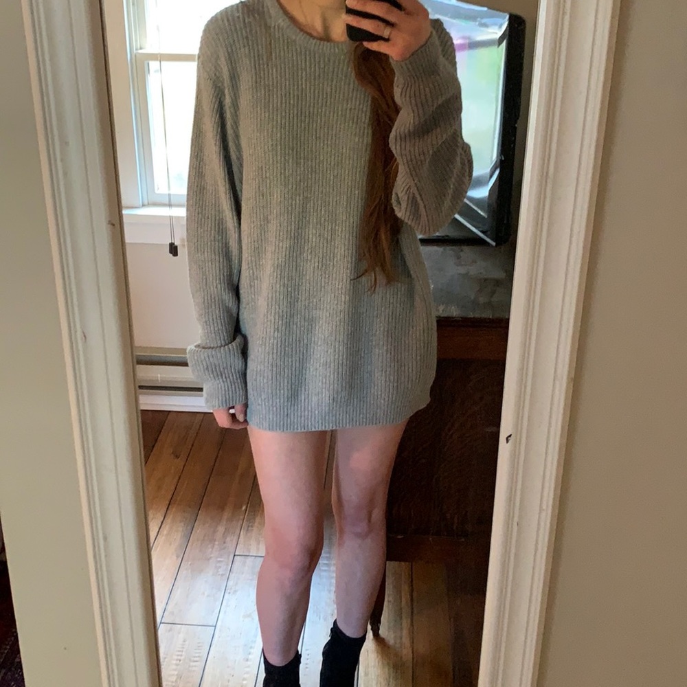Brandy Melville Sweater